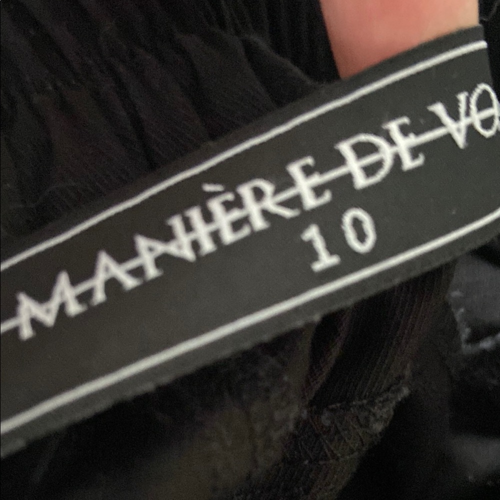 Maniere de Voir Black Pants with Light Blue Denim Pockets - Picture 7 of 7